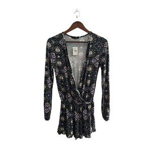 Honey Punch‎ from the Buckle sz small romper mixed print surplus front